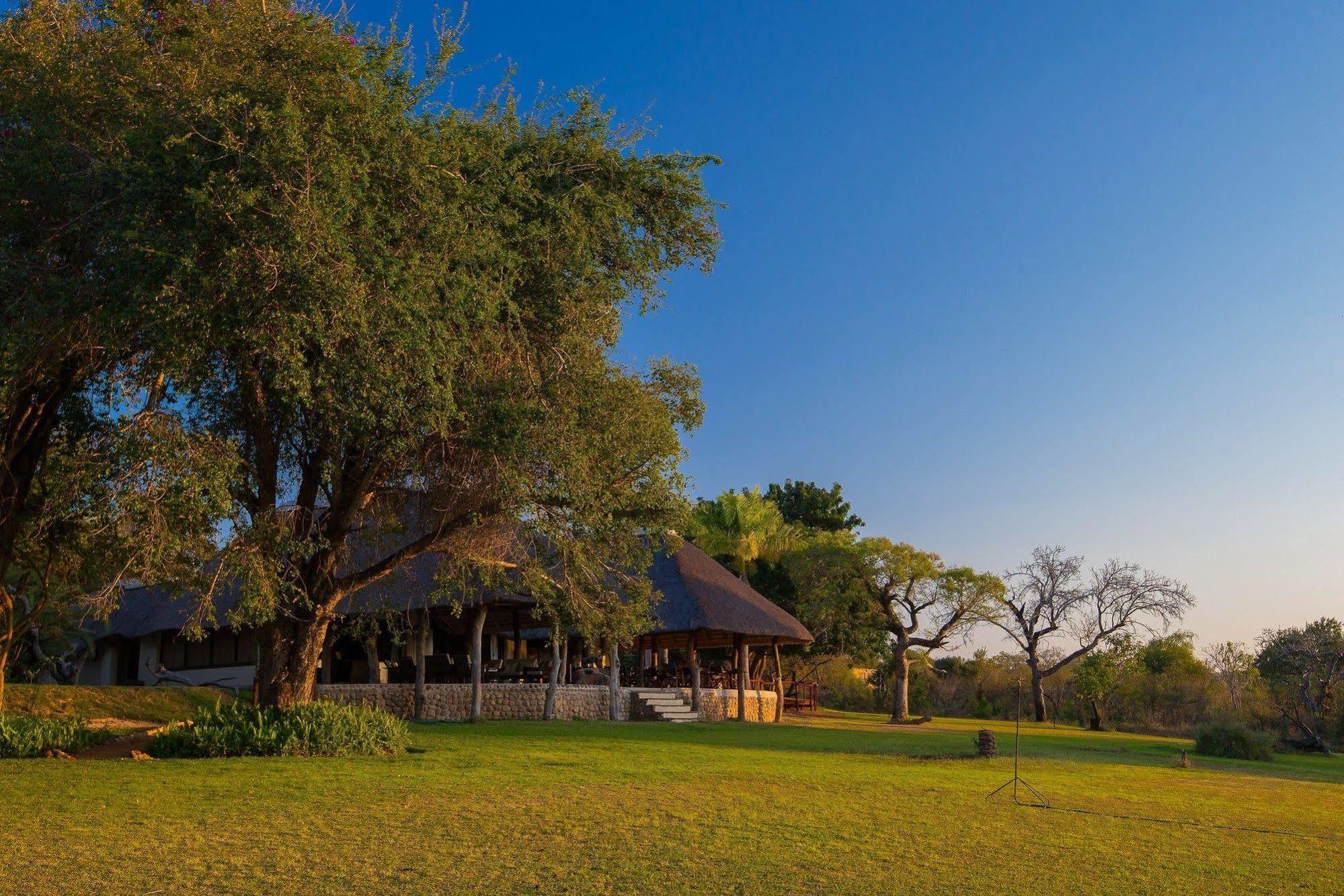 Inyati Game Lodge Metsi Exteriér fotografie